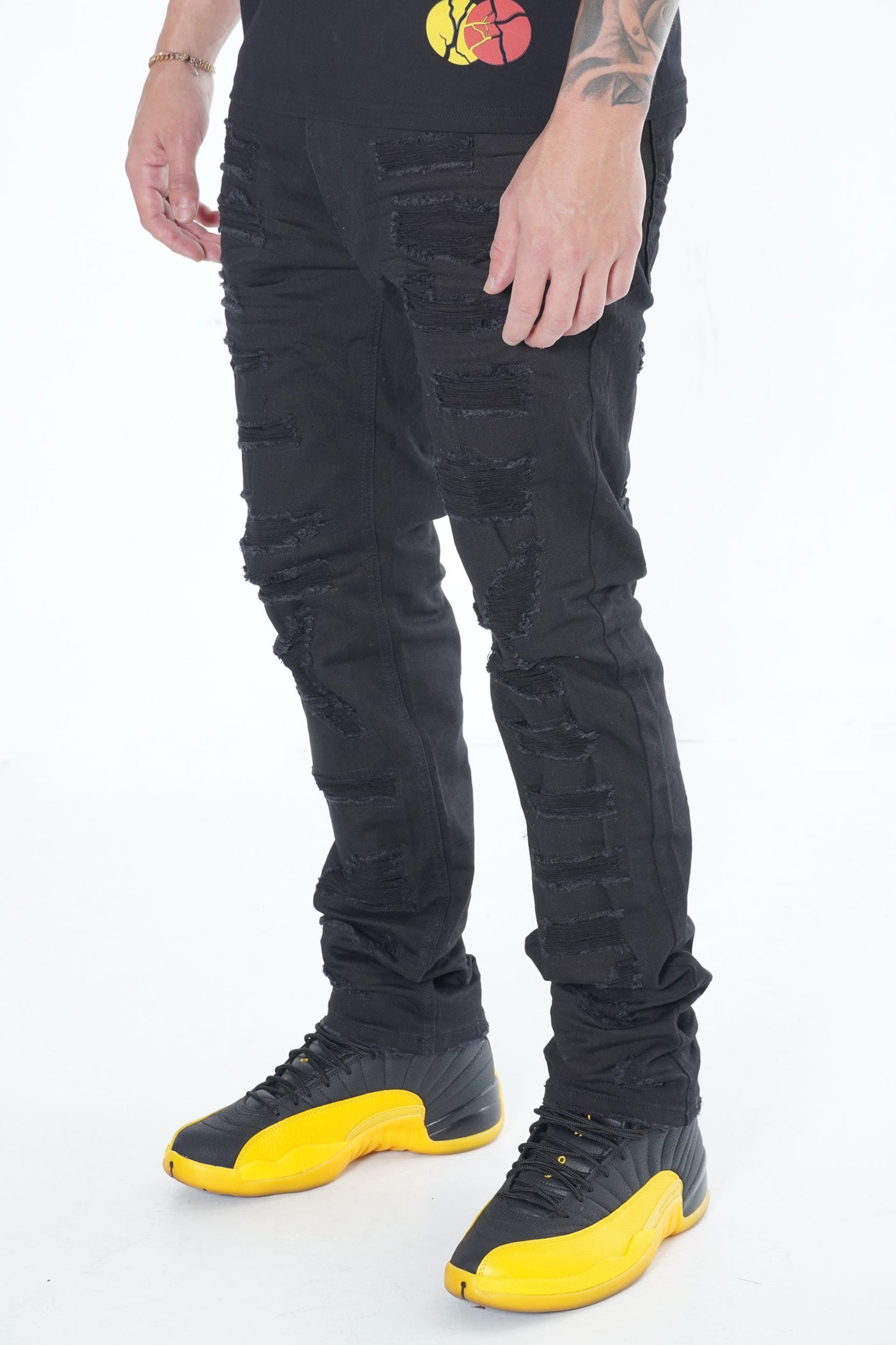 F1734 Frost All Over Shredded Jeans - Jet Black