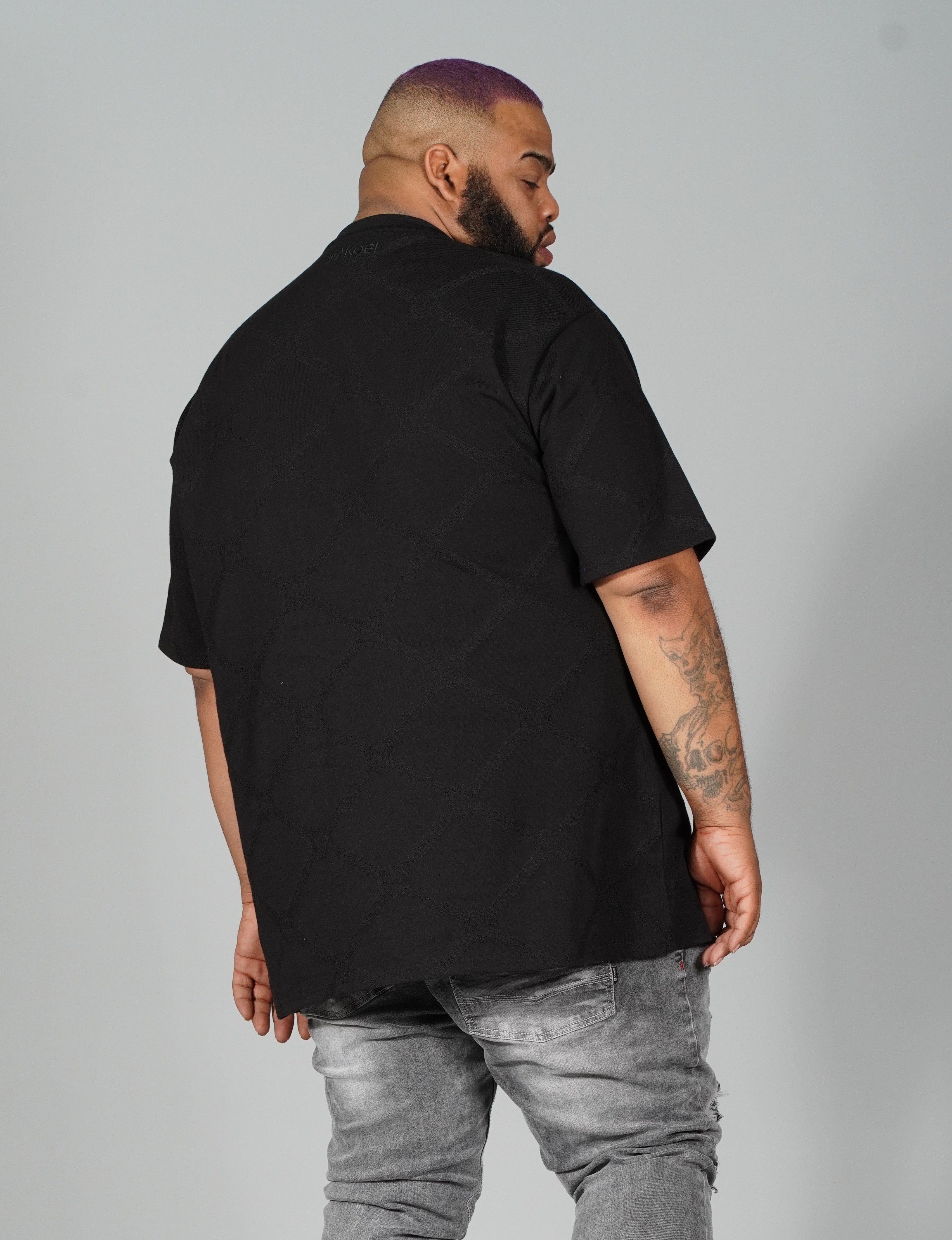 M298 Embossed ṣọkan Tee - Black