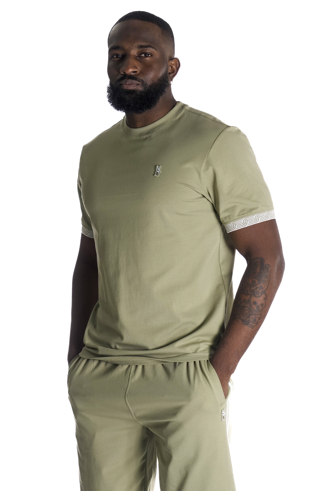 M275 Makobi Luciano Tee - Olifi